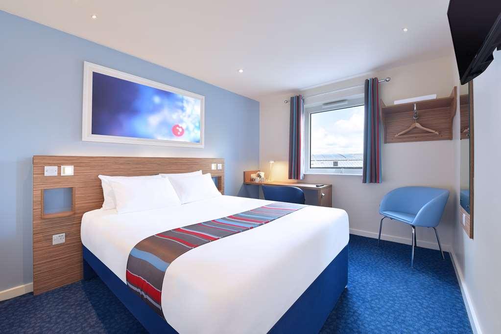 Travelodge Харлоу Номер фото